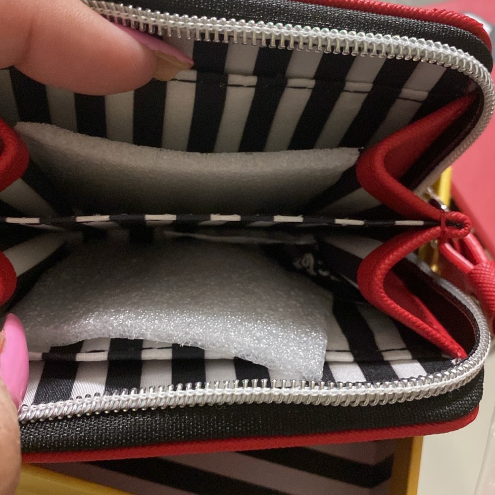MARC TETRO NWT FRENCH BULLDOG WALLET RED - Picture 3 of 4